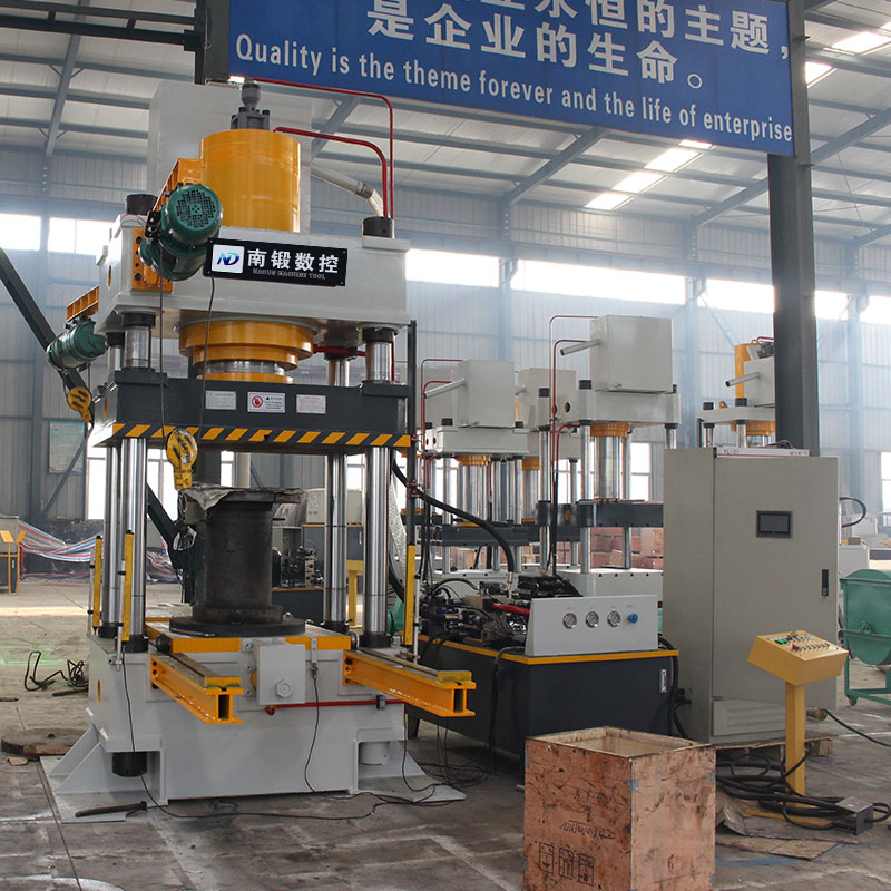 400噸液壓機(jī)帶雙移動(dòng)工作臺(tái)四柱油壓機(jī)400T帶升降裝置壓力機(jī)