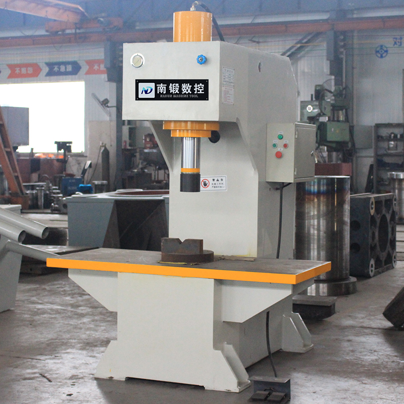 63T單臂油壓機,63TC形壓裝校直油壓機