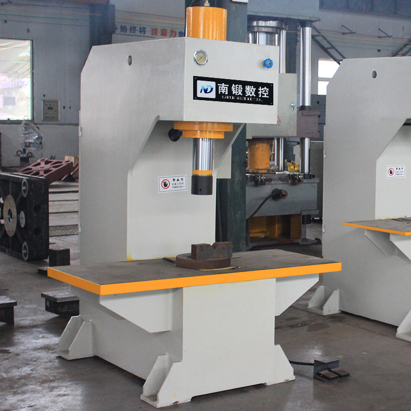 63T單臂油壓機,63TC形壓裝校直油壓機