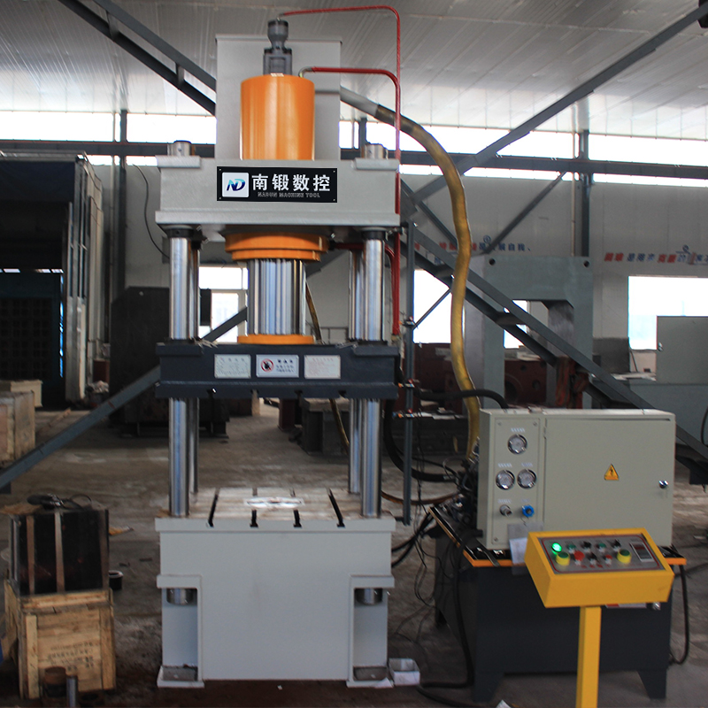 200T三梁四柱油壓機，200噸拉伸成型油壓機
