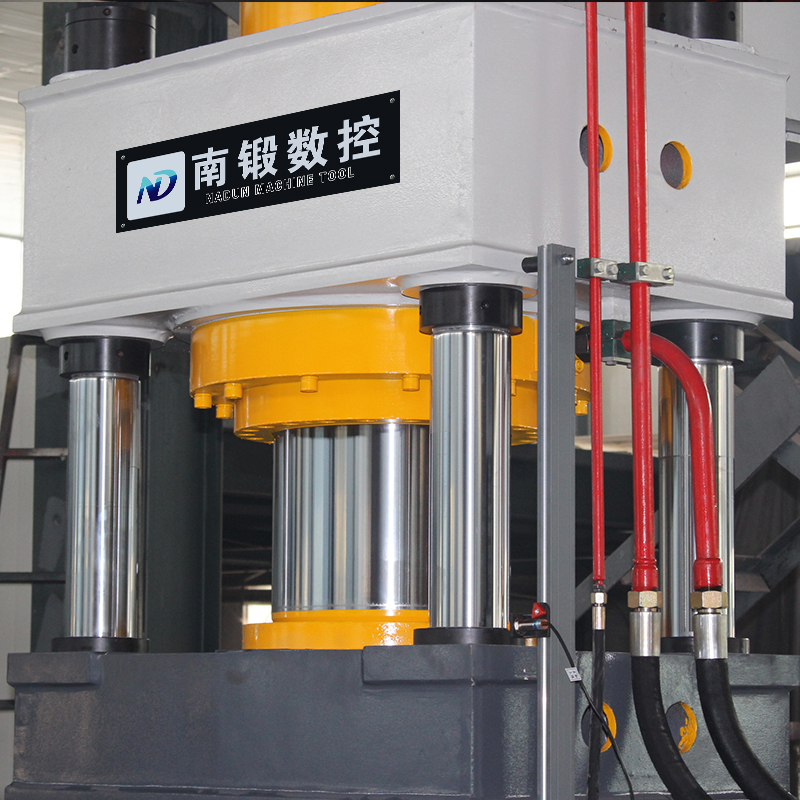 400T三梁四柱油壓機，400T成型油壓機
