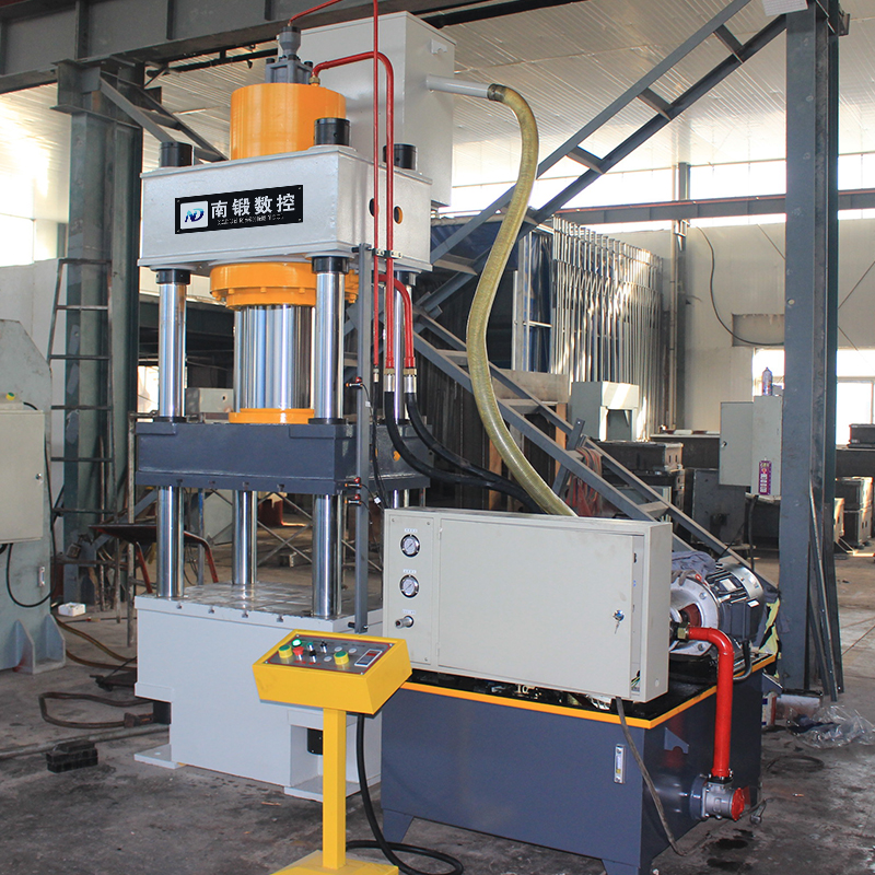 400T三梁四柱油壓機，400T成型油壓機